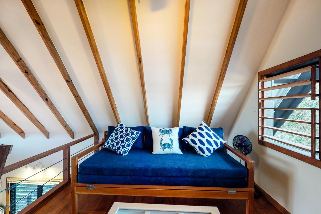 Inn The Trees Cabanas Placencia 외부 사진